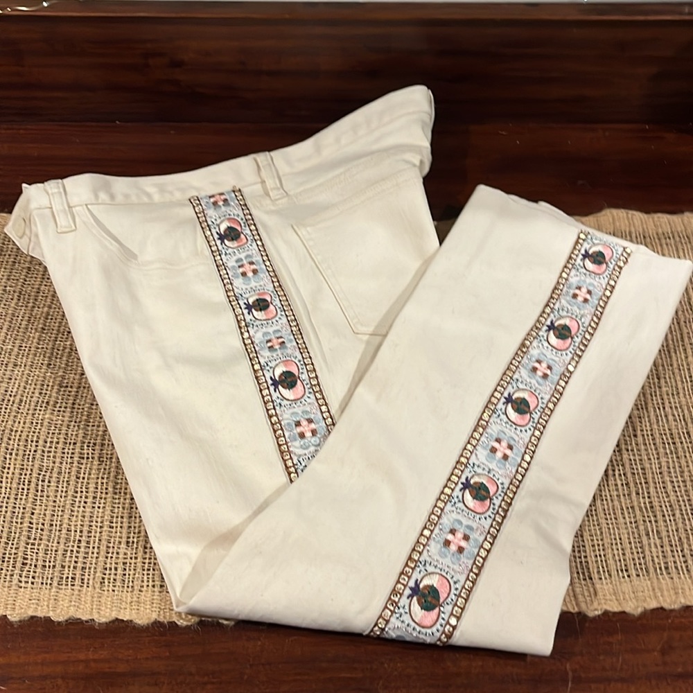 Tory Burch white jeans, size 28